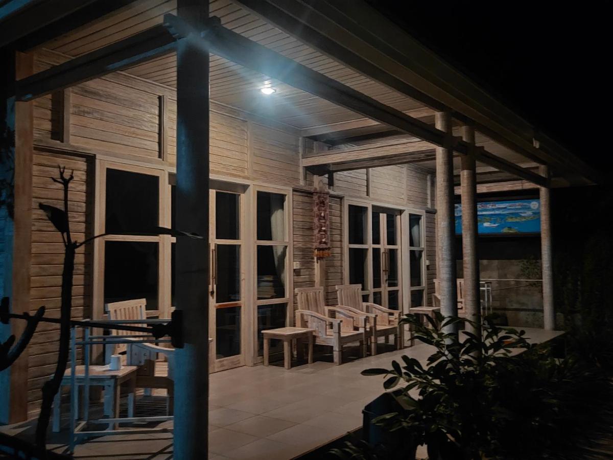Hotel Vista Huts Lembongan Esterno foto