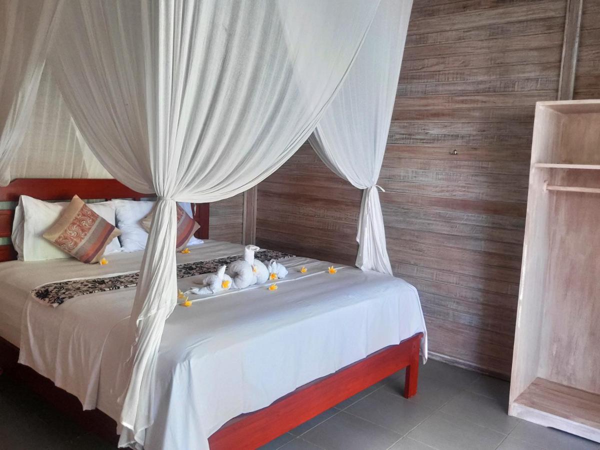 Hotel Vista Huts Lembongan Esterno foto