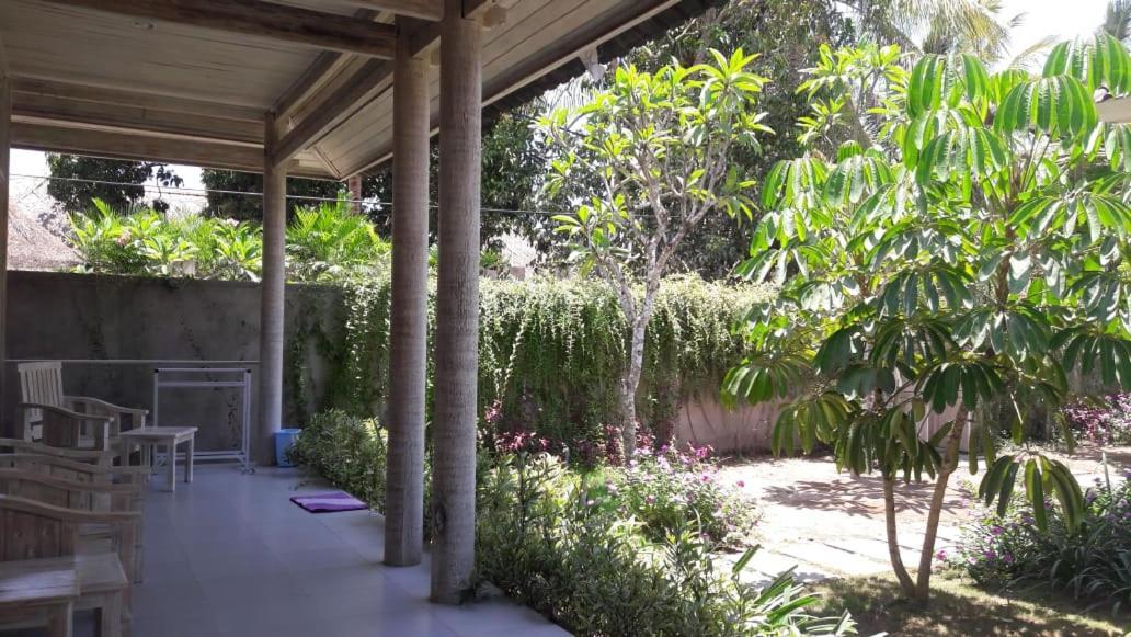 Hotel Vista Huts Lembongan Esterno foto