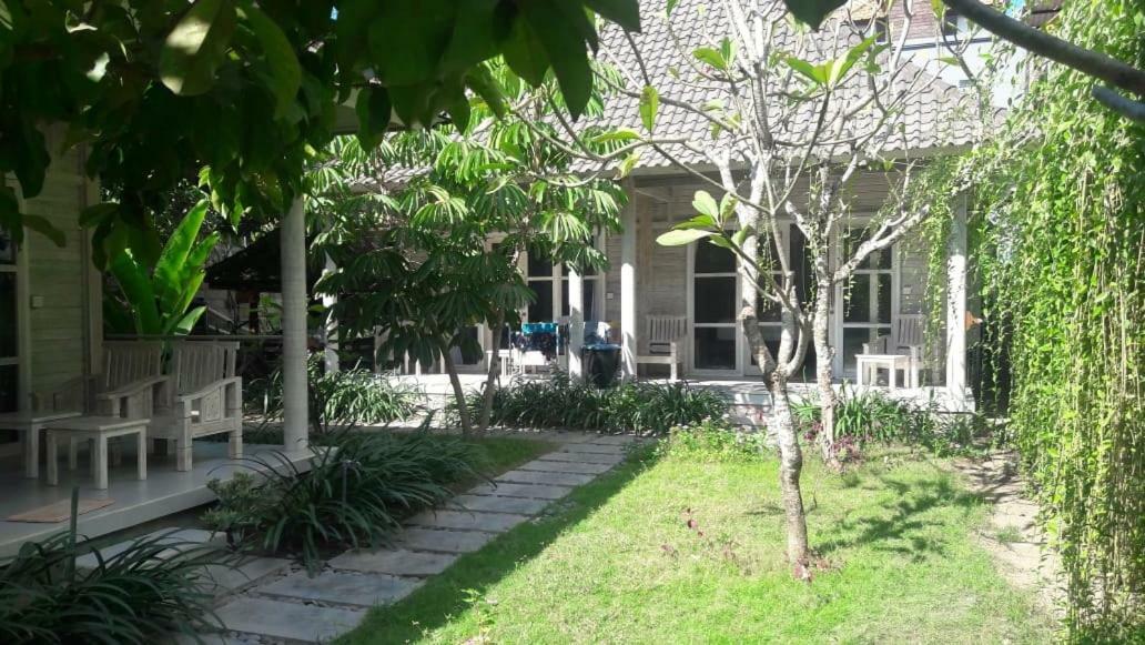 Hotel Vista Huts Lembongan Esterno foto