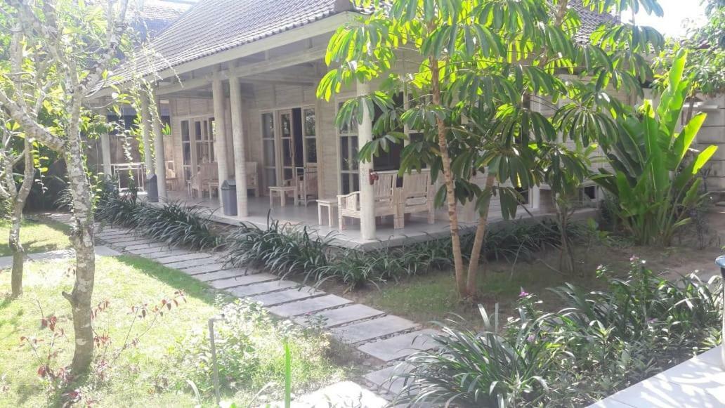 Hotel Vista Huts Lembongan Esterno foto