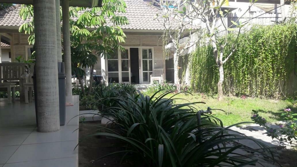 Hotel Vista Huts Lembongan Esterno foto